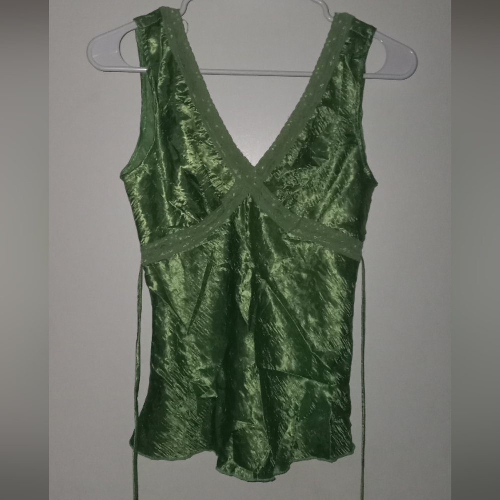 Women's Kiwi Top Blouse Size Sm. Green Color